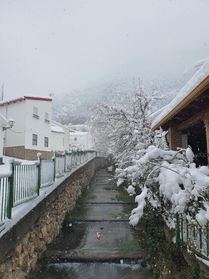 Alojamiento Rural Casa Inocente La Toba  Exterior foto